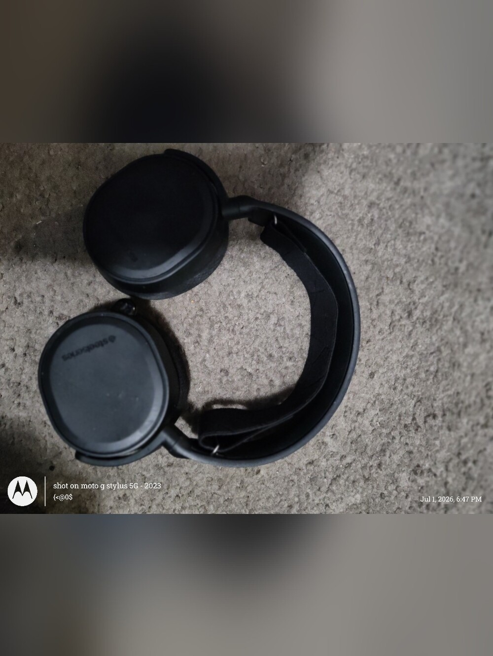 Steelseries Arctis 7 Black Over-Ear Wireless Headphones with Cushioned Headband